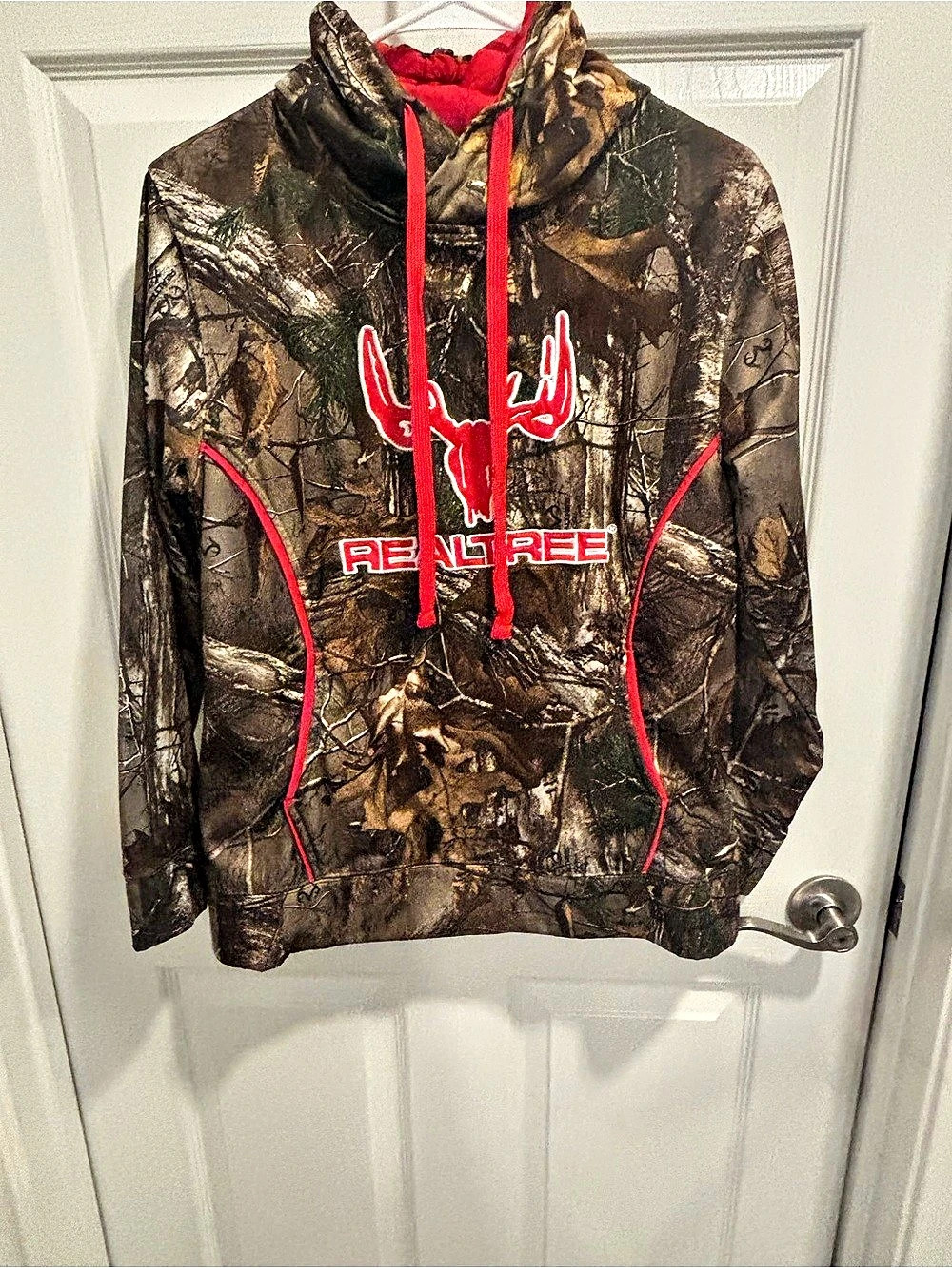 Realtree Camo Pullover Hoodie in Brown & Pink